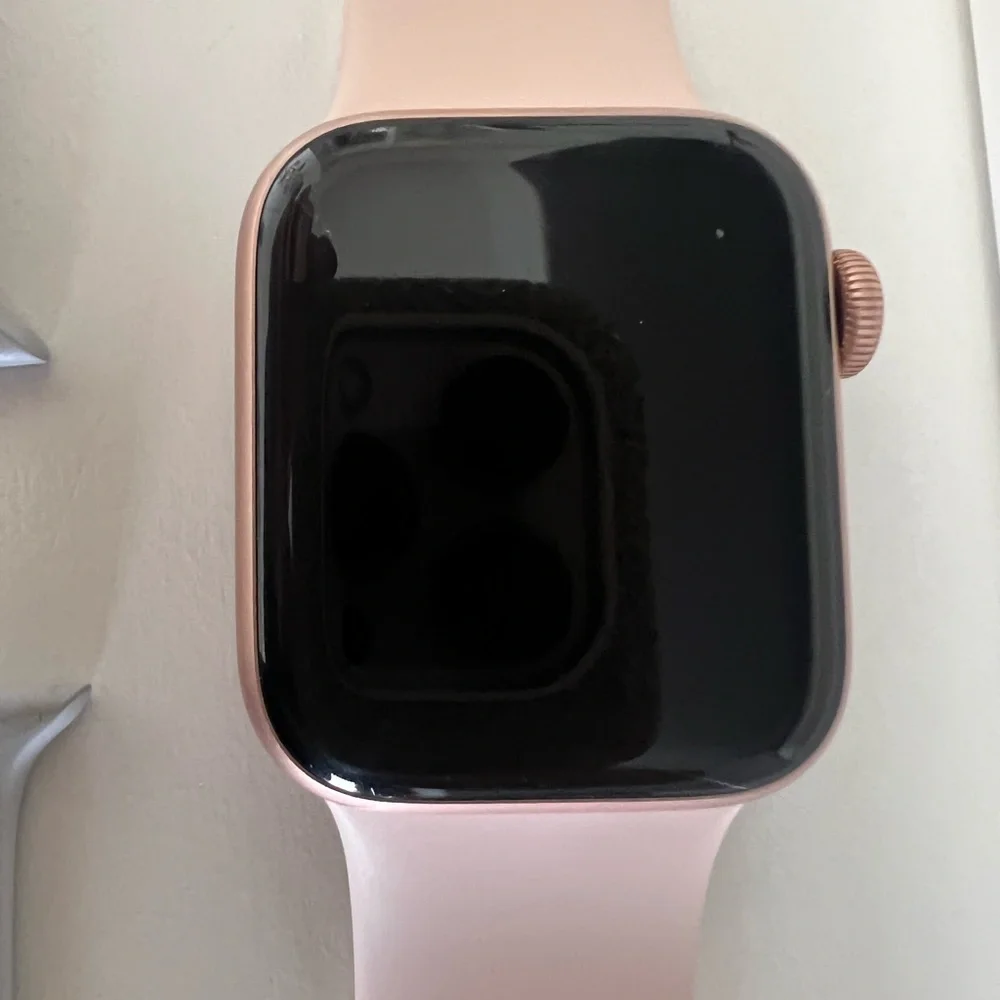 Apple Watch Gold Rose